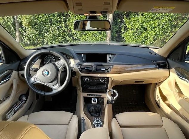 2013_BMW_X1 full