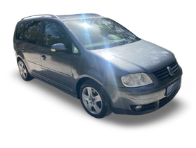 VOLKSWAGEN _TOURAN_2004