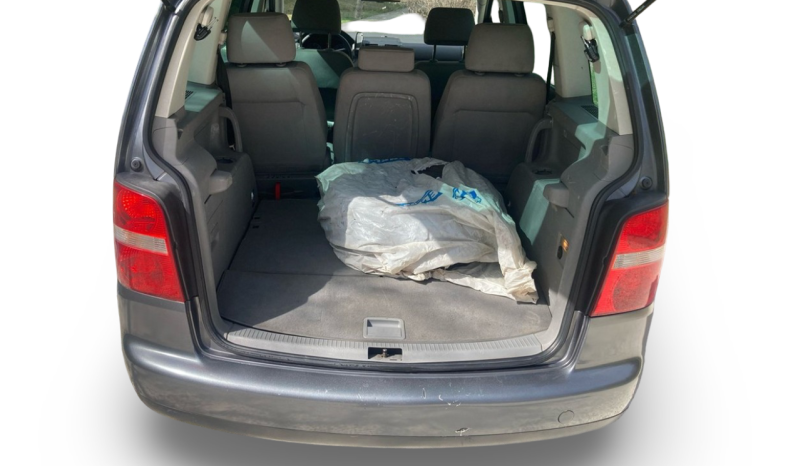 VOLKSWAGEN _TOURAN_2004 full