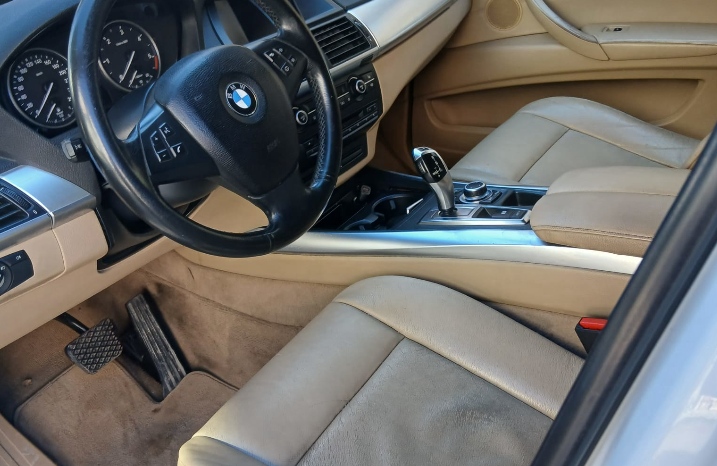 BMW_X5 xDrive30d_2012 full