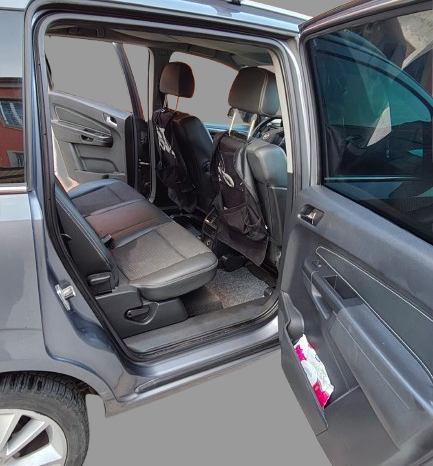 Opel_Zafira_2006 full